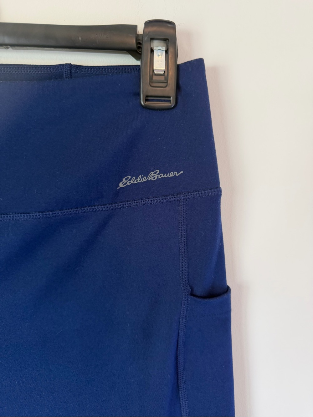 Eddie Bauer Navy High-Rise Leggings with Side Pockets